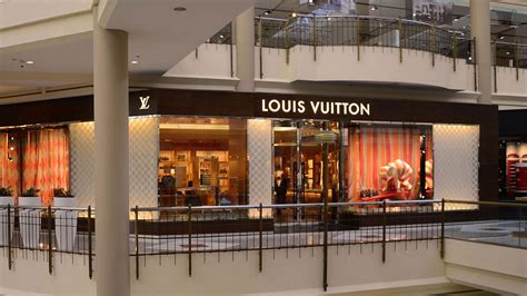 louis vuitton tysons corner mall|louis vuitton tysons galleria appointment.